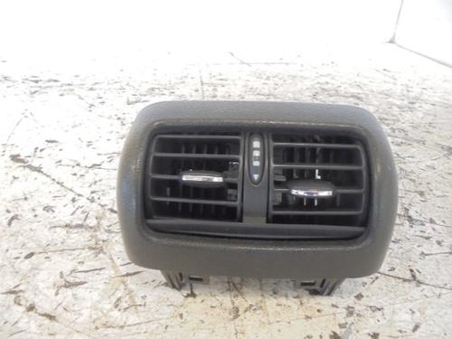 Used Air vent MERCEDES-BENZ C-CLASS (W203) [2000-2007]  12515396
