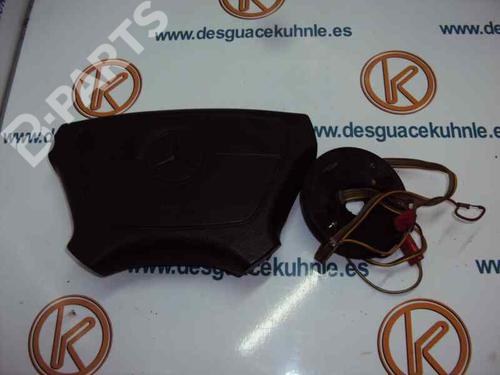 Driver airbag MERCEDES-BENZ E-CLASS (W210) E 300 D (210.020) YG1F9S3SCM0 | 95T2861 |