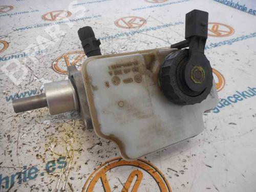 Brake master cylinder VW TOURAN (1T1, 1T2)  | BP2458647M77 