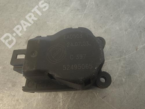 Moteur de chauffage ALFA ROMEO 147 (937_) 1.9 JTDM (937.AXD1A, 937.AXV1A, 937.BXB1A) (115 hp) 11836312