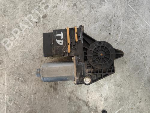 Used Right rear window motor Right rear window motor SKODA OCTAVIA I (1U2) 1.9 TDI (110 hp) 34537989 34537989