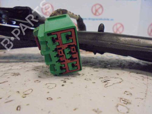 Used Hinge/Door check strap CHRYSLER VOYAGER IV (RG, RS) [1999-2008]  14183485