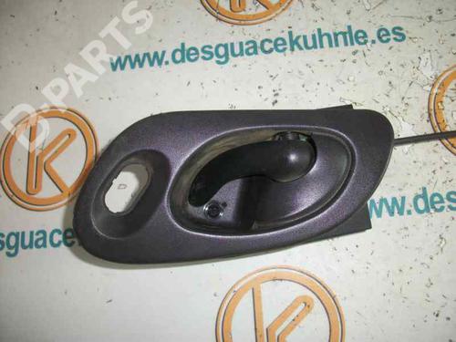 Used Rear left interior door handle FORD MONDEO II (BAP) [1996-2000]  3219568