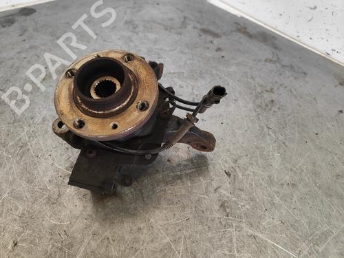 Used Left front steering knuckle RENAULT CLIO IV (BH_) [2012-2021]  27589261