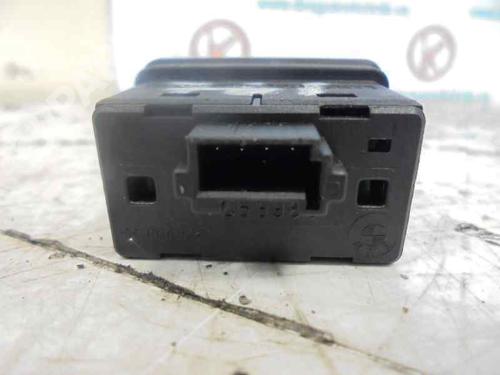 Right rear window switch BMW 5 (E39) 523 i | BP2449440I28 