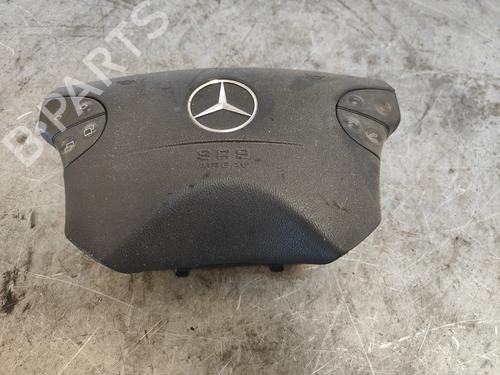 Used Driver airbag MERCEDES-BENZ E-CLASS (W210) E 240 (210.061) (170 hp) 26447588