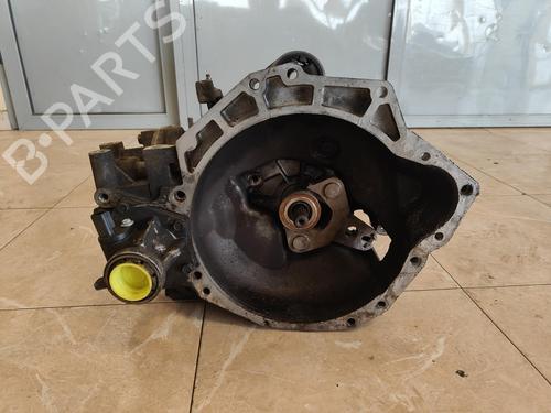 Manual gearbox CHRYSLER VOYAGER IV (RG, RS) 2.5 CRD (141 hp) 17870705