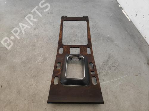 Annen MERCEDES-BENZ M-CLASS (W163) ML 270 CDI (163.113) (163 hp) 15670954