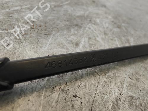 Front windshield wiper arm FIAT STILO (192_) 1.2 16V (192_XA1B) | BP29731828C143 