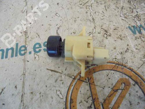 Headlight switch TOYOTA CELICA Coupe (_T23_) 1.8 16V VT-i (ZZT230_, ZZT230) | BP2485464I24 