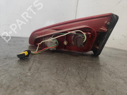 Left tailgate light PEUGEOT 607 (9D, 9U) 3.0 V6 24V | BP36071001C79 - Image 2