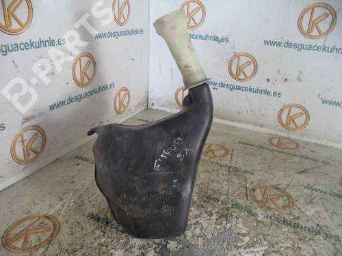 Used Windscreen washer tank CITROËN SAXO (S0, S1) 1.5 D (57 hp) 7430134