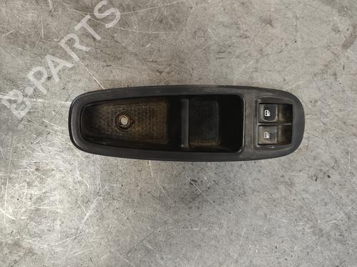 Used Left front window switch Left front window switch FIAT 500L (351_, 352_) [2012-2026] 33694761 33694761