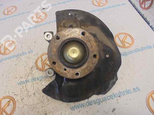 Fusee rechts voor BMW 3 Touring (E46) 318 i (143 hp) 4817579