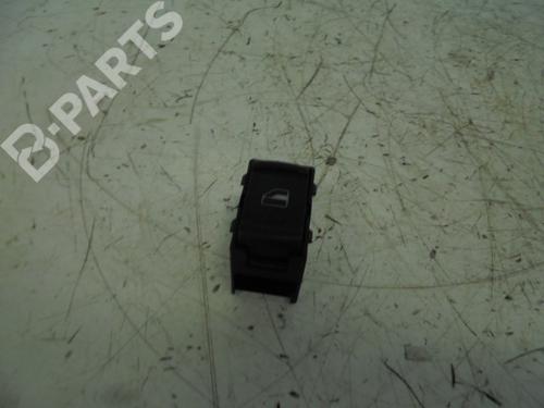 Høyre bak elrute bryter VW GOLF IV (1J1) 1.9 TDI (90 hp) 6897952