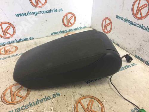 Armrest / Center console AUDI A6 C6 (4F2) 2.0 TDI (140 hp)null