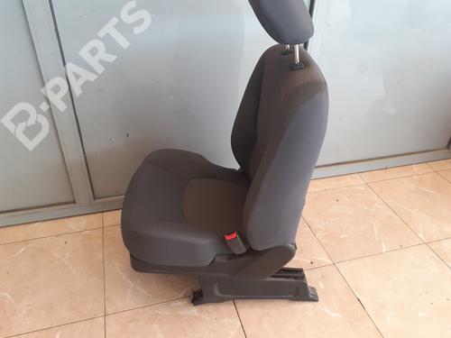 Sæde højre fortil HYUNDAI MATRIX (FC)  | BP8343676C16 