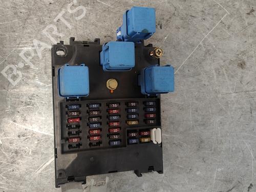 Used Fuse box NISSAN PRIMERA Hatchback (P11) 2.0 TD (90 hp) 31250490