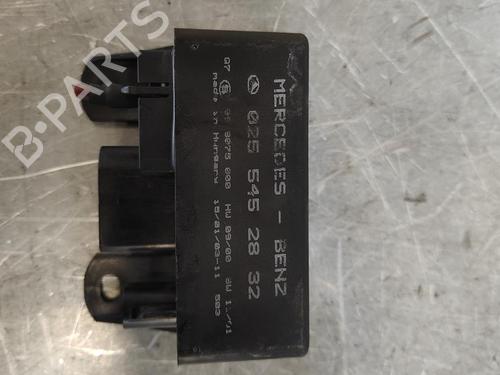 Elektronische module MERCEDES-BENZ A-CLASS (W168) A 170 CDI (168.009, 168.109) (95 hp) 17638376