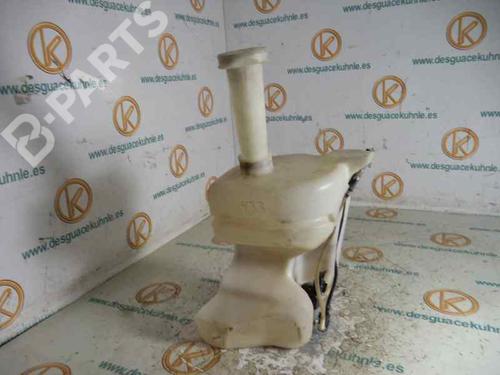 Used Windscreen washer tank CITROËN XSARA Coupe (N0) 1.4 HDi (68 hp) 7430100