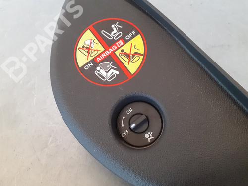 Switch RENAULT MEGANE III Hatchback (BZ0/1_, B3_)  | BP7888338I30 