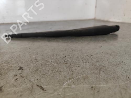 rear-windshield-wiper-arm-kia-ceed-hatchback-ed-2006-2007-2008-2009-2010-2011-2012-36161760 main image
