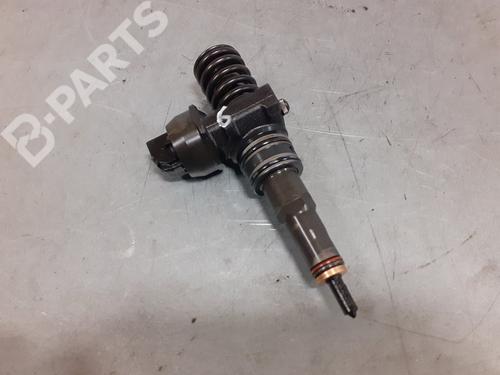 Used Injector VW TOUAREG (7LA, 7L6, 7L7) [2002-2013]  8877002