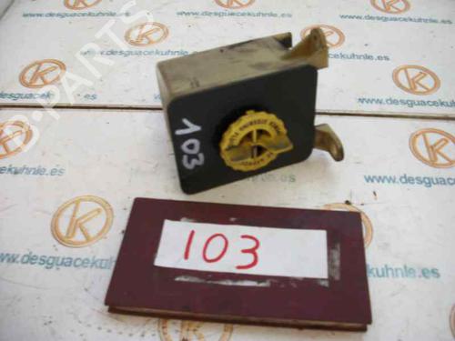 Used Power steering reservoir CHRYSLER VOYAGER / GRAND VOYAGER III (GS_, NS_) 2.4 i (151 hp) 14190915