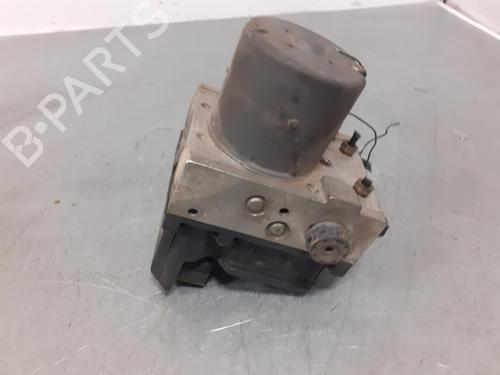 Used ABS pump FORD MONDEO III Saloon (B4Y) 2.0 TDCi (130 hp) 8877178