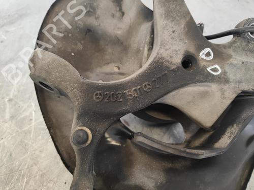Right front steering knuckle MERCEDES-BENZ SLK (R170) 230 Kompressor (170.449) | BP13383875M26 
