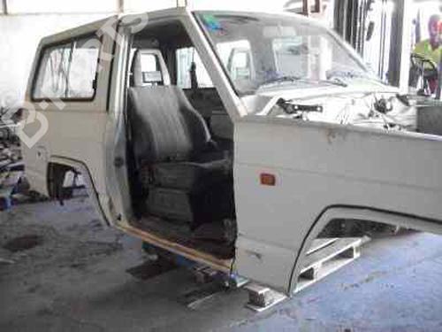 Remklauw rechts voor NISSAN PATROL III/2 Station Wagon (W260) 2.8 D 4x4 (103 hp)null