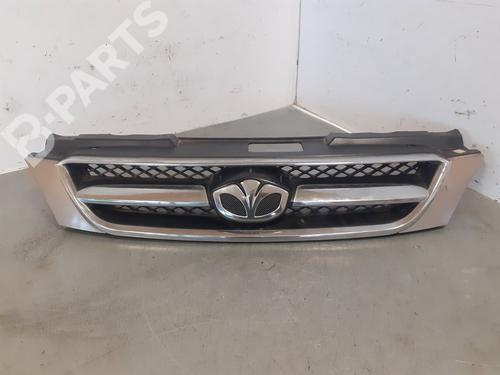Used Grille CHEVROLET LACETTI (J200) 1.6 (109 hp) 8919113
