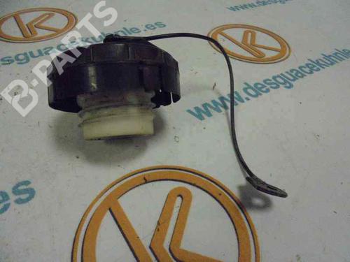 Klapa wlewu paliwa MITSUBISHI PAJERO III (V7_W, V6_W) 3.2 Di-D (V68W) | BP10270132C131 