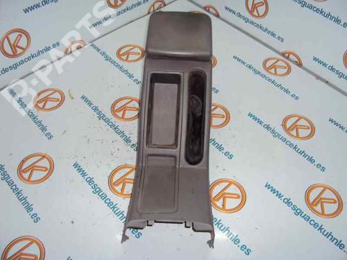 Used Armrest / Center console DAEWOO NUBIRA (J100) 2.0 16V (133 hp) 7154322