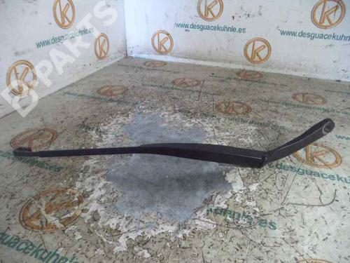 Used Front windshield wiper arm RENAULT LAGUNA II (BG0/1_) 1.6 16V (BG0A, BG0L) (107 hp) 6633082