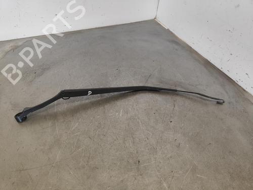 Used Front windshield wiper arm TOYOTA CELICA Coupe (_T23_) 1.8 16V VT-i (ZZT230_, ZZT230) (143 hp) 12515898