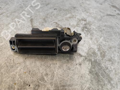 Used Tailgate handle MERCEDES-BENZ E-CLASS (W211) E 270 CDI (211.016) (177 hp) 27719348