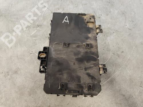 Sikringsdåse OPEL ASTRA H GTC (A04) 1.9 CDTi (L08) (150 hp) 11055296
