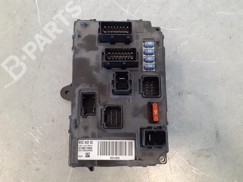 Sikringsdose PEUGEOT 407 (6D_) [2004-2011]  9518880