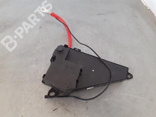 Used Fuse box BMW 6 (E63) 630 i (272 hp) 9739331