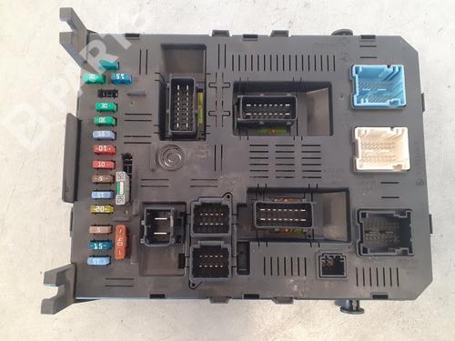 Fuse box CITROËN C5 I (DC_)  | BP8200877E1 