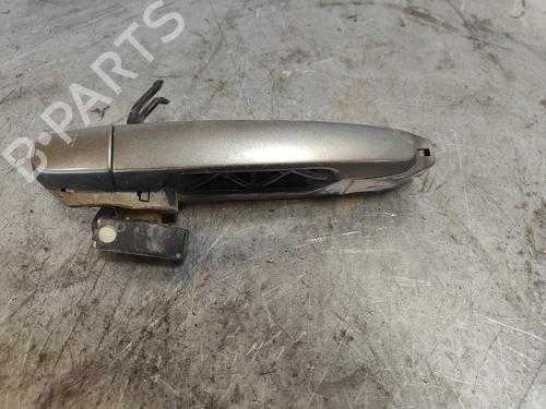 Used Rear left exterior door handle TOYOTA COROLLA Verso (ZER_, ZZE12_, R1_) 2.0 D-4D (CUR10_, CUR10R) (116 hp) 26206296