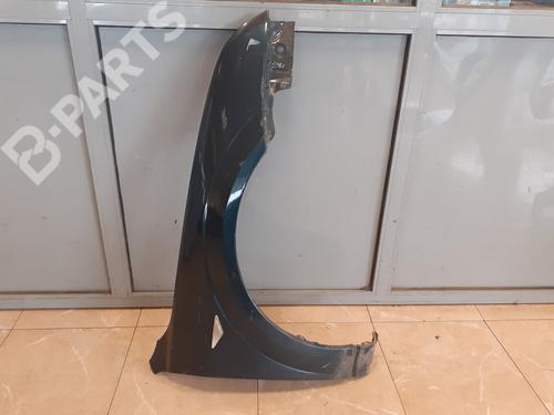 Used Right front fenders FORD MONDEO III Saloon (B4Y) 2.0 TDCi (130 hp) 8877117