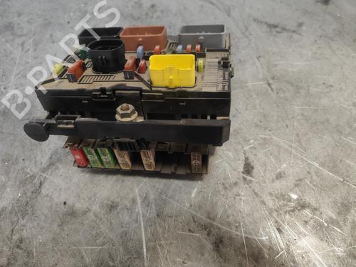 Used Fuse box PEUGEOT 307 Break (3E) [2002-2009]  26739140