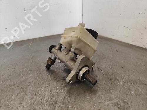 Used Brake master cylinder MERCEDES-BENZ SLK (R170) 230 Kompressor (170.449) (197 hp) 13251049
