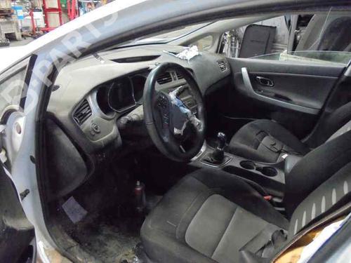 Left front door panel KIA CEE'D (JD) 1.4 CVVT | BP4243644C58  - Image 10