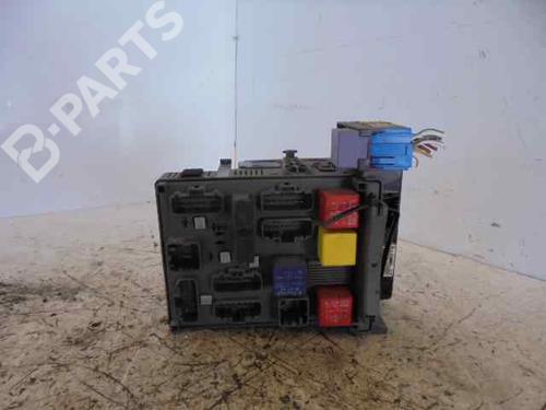 Fuse box RENAULT LAGUNA II (BG0/1_) 1.9 dCi | BP5961725E1 