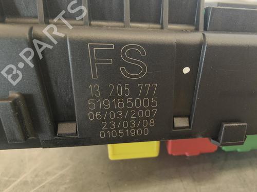 Fuse box OPEL VECTRA C (Z02)  | BP15000377E1 