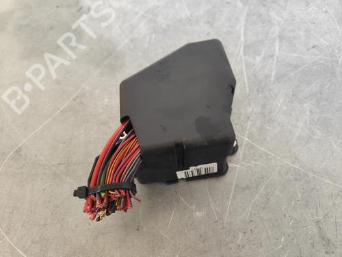 Fuse box AUDI A4 B7 Avant (8ED)  | BP13733787E1 