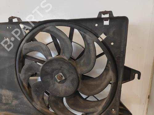 Used Radiator fan FORD MONDEO III Saloon (B4Y) [2000-2007]  11088320